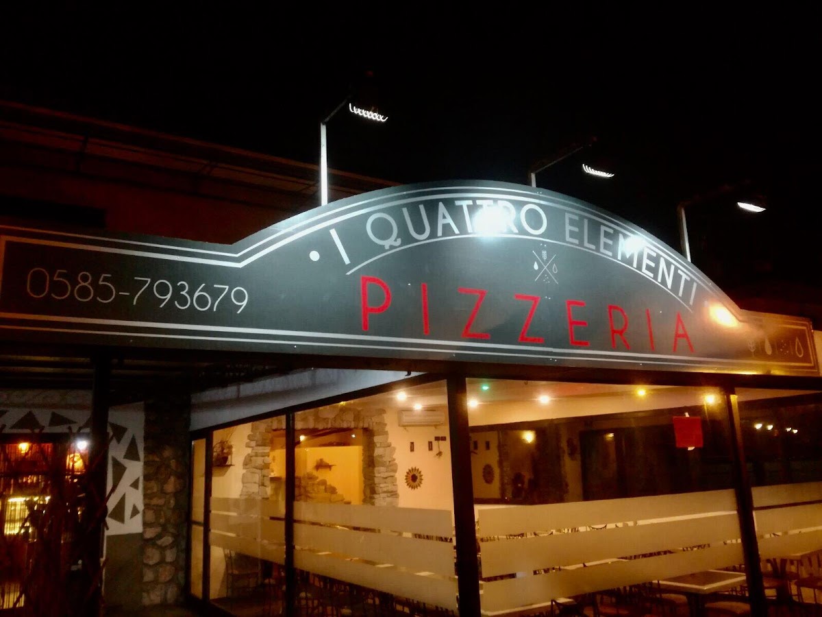 Pizzeria The 4 Elements - 1